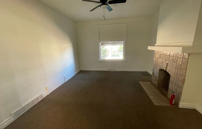 2 beds, 1 bath, $1,200