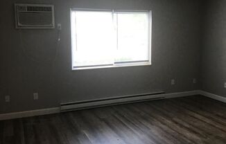 1 bed, 1 bath, 550 sqft, $825, Unit ES714E