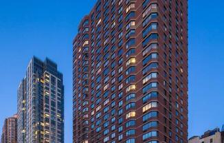 1 bed, 1 bath, $7,016, Unit 22D