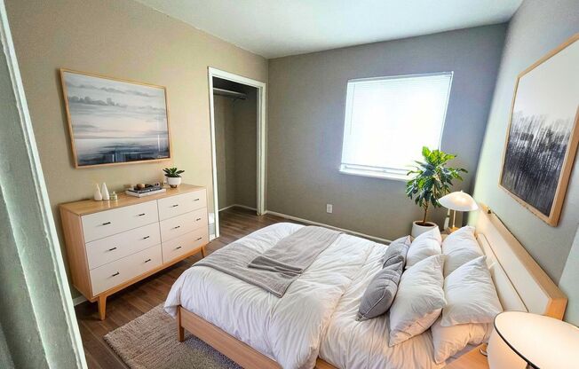 3 beds, 2 baths, 1,088 sqft, $1,292