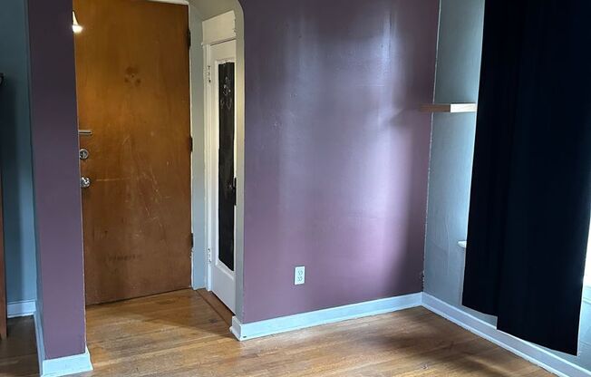 Studio, 1 bath, 400 sqft, $1,495, Unit 05