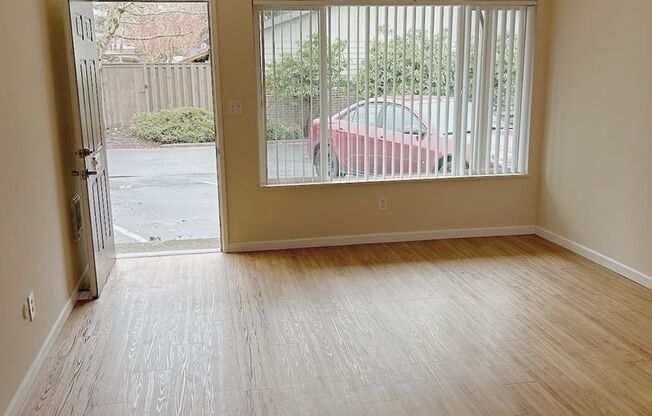 2 beds, 1 bath, 845 sqft, $1,575, Unit 49