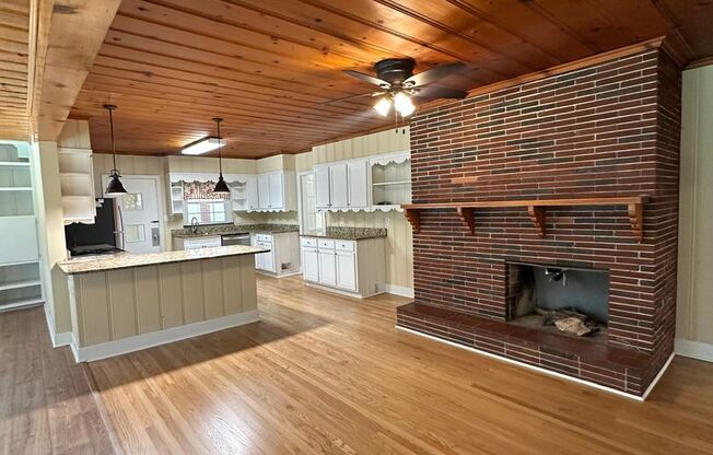 3 Bedroom Ranch in Gainesville!