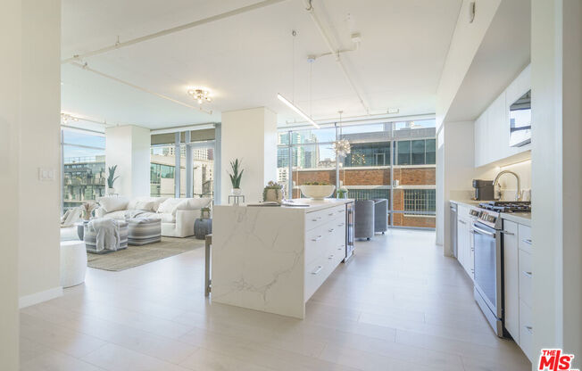 2 beds, 2.5 baths, 1,650 sqft, $4,995, Unit 716