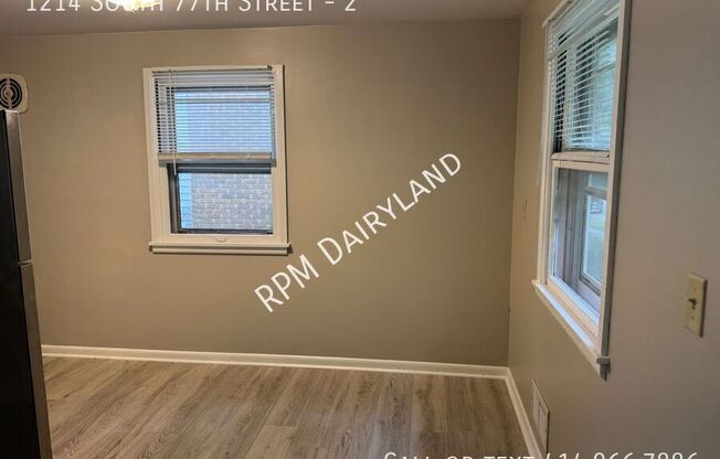 1214 S 77 ST
