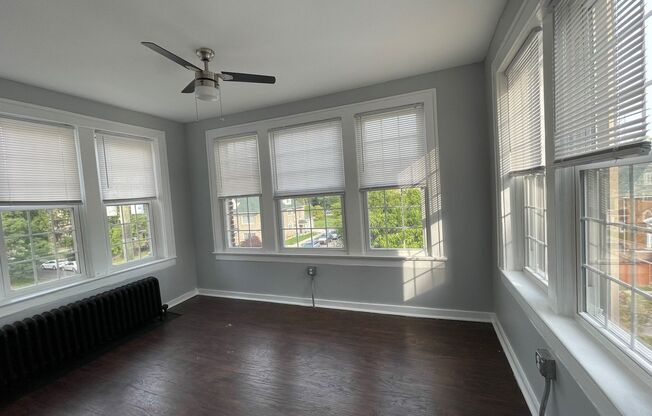 2 beds, 1 bath, 675 sqft, $1,200, Unit C-106