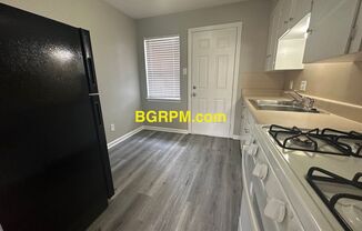 2 beds, 1 bath, 800 sqft, $675