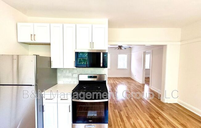 1065 W DAKIN