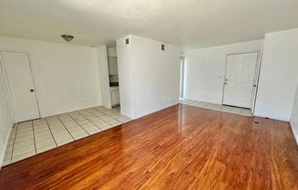 2 beds, 2 baths, 800 sqft, $1,050, Unit A