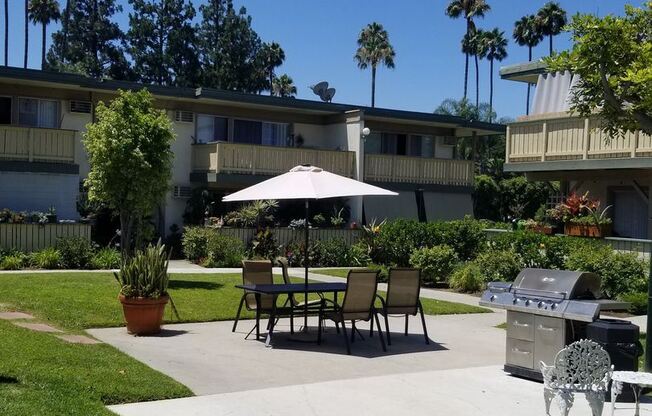 1950 E. Santa Clara Ave 2010 E. Santa Clara Ave
