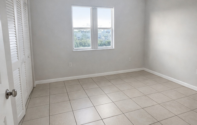 1 bed, 1 bath, 700 sqft, $1,695, Unit 2708 - 10C