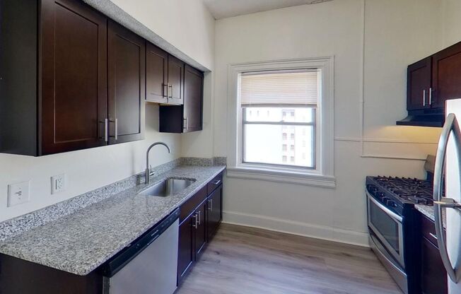 2 beds, 1 bath, 764 sqft, $1,649, Unit 1301-71