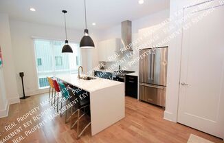 1213 10th Avenue North #1