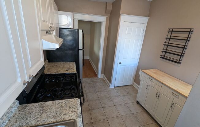 2 beds, 1.5 baths, $1,200, Unit 239 Long Ln #1 Upper Darby, PA 19082