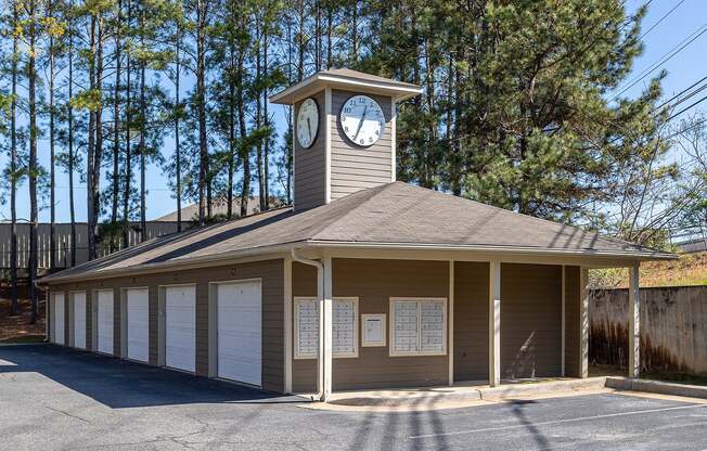 The Lakes Apartments