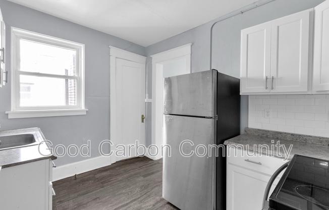 2803 MAIN ST