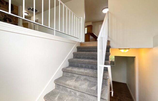 Awesome Split Entry with New Paint & Flooring!
