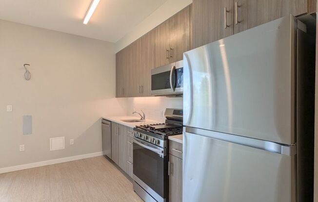 Division 31 Apartments