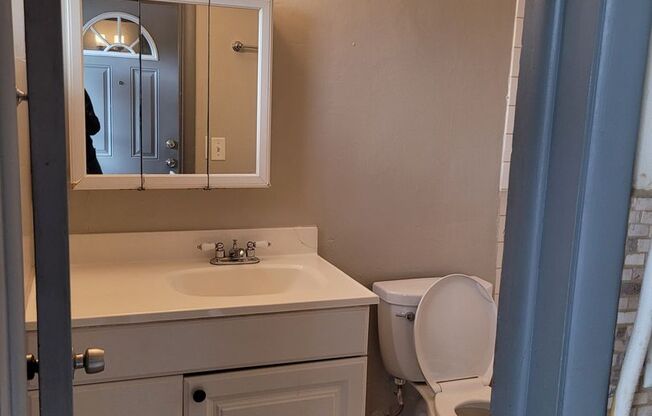 Studio, 1 bath, $795, Unit 110