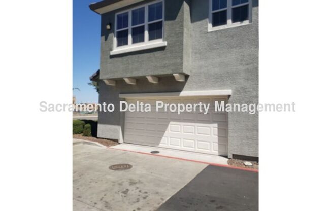 2 beds, 2 baths, $2,095, Unit # 26104