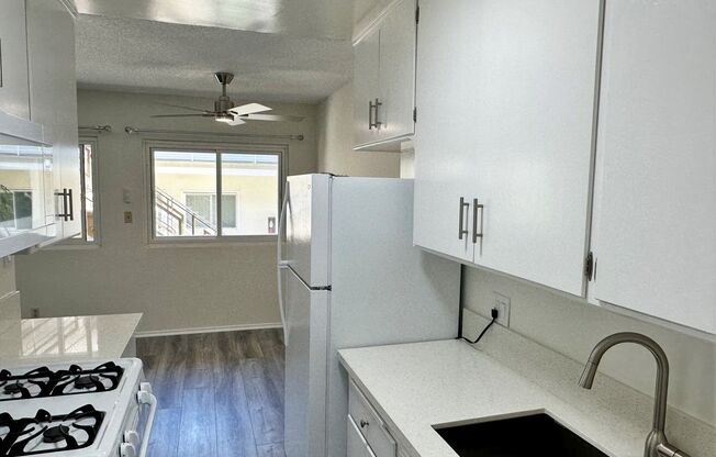 1 bed, 1 bath, 700 sqft, $2,195, Unit 2