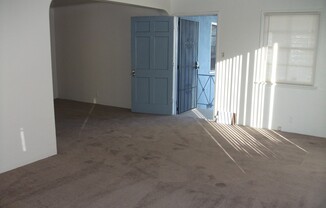 1 bed, 1 bath, 500 sqft, $1,700, Unit 1