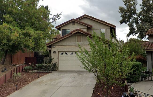 Fantastic Home with 4 Bedrooms in Antioch