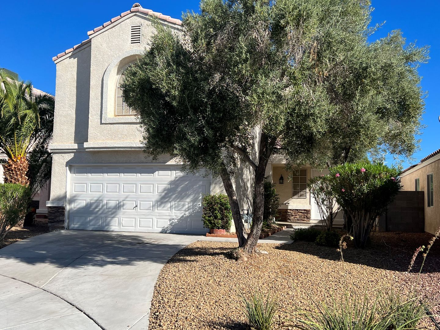 GORGEOUS NORTHWEST HOME, MOVE IN READY!
