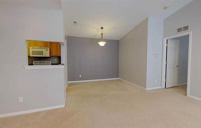 2 beds, 2 baths, $1,700