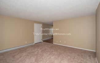 3 beds, 1.5 baths, $2,199, Unit 7640 SW 34th Avenue - Unit 7