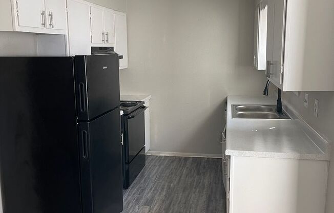 1 bed, 1 bath, 786 sqft, $750, Unit 272