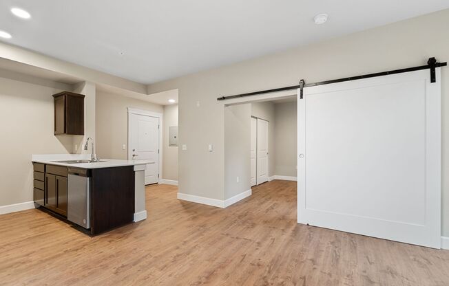 1 bed, 1 bath, 539 sqft, $1,725, Unit D-205