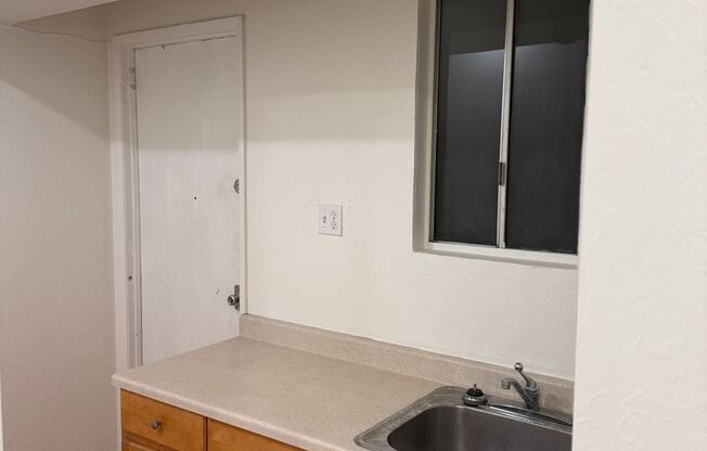 Studio, 1 bath, 400 sqft, $1,500, Unit LTBP23C