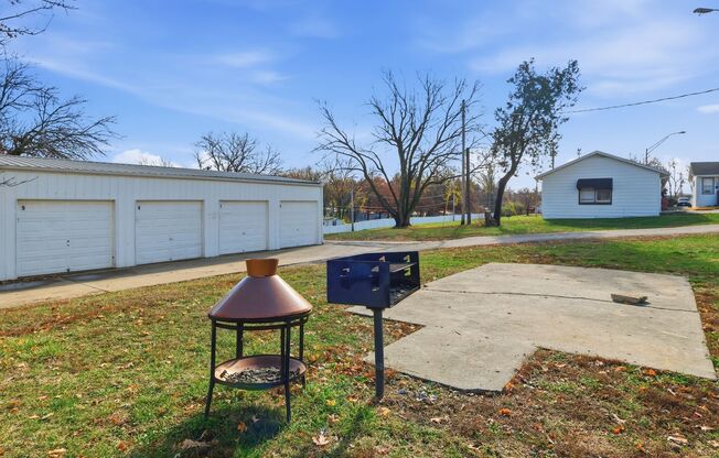 2 beds, 1 bath, 650 sqft, $950, Unit 1015 N Scott Avenue #109