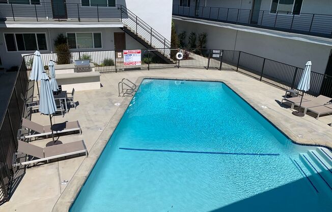 1 bed, 1 bath, 652 sqft, $2,375, Unit 3435 Artesia -25