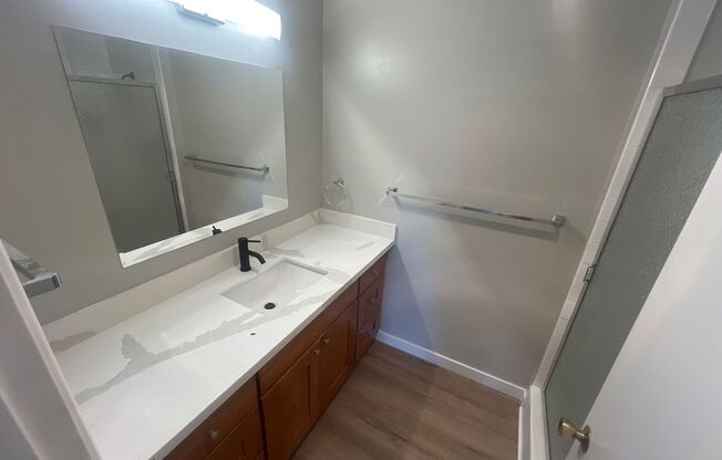 2 beds, 2 baths, 1,100 sqft, $2,695, Unit 3520 - 201