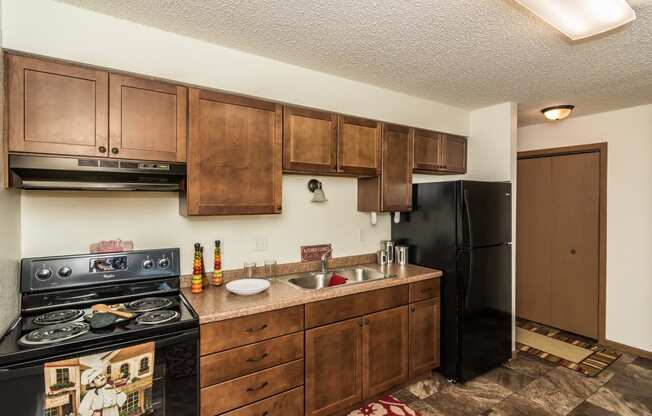 Chandler 1866 Apartments | Kitchen