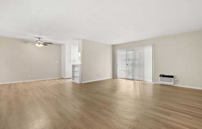 2 beds, 2 baths, 1,200 sqft, $2,300, Unit 06