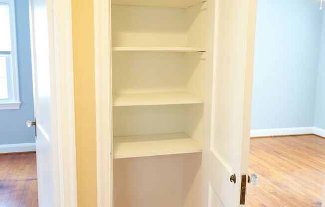 8207 Garland Avenue D&G PROPERTIES LLC