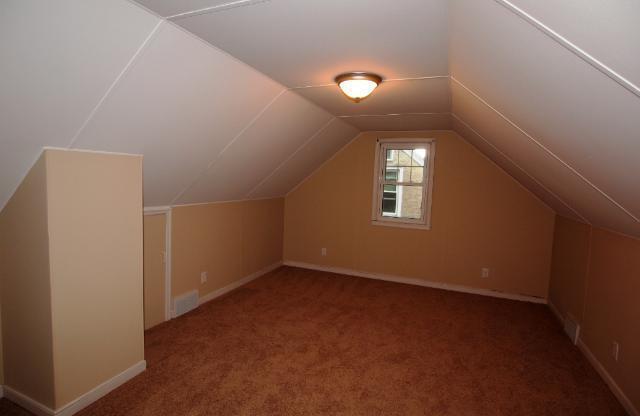 Beautiful 3 Bedroom Home in St.Paul!