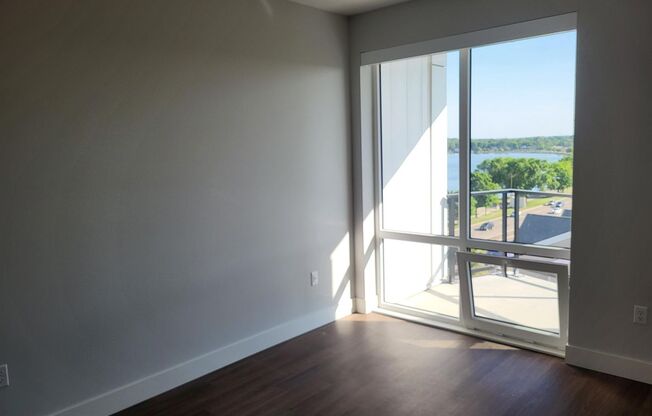 1 bed, 1 bath, 808 sqft, $2,590, Unit #724