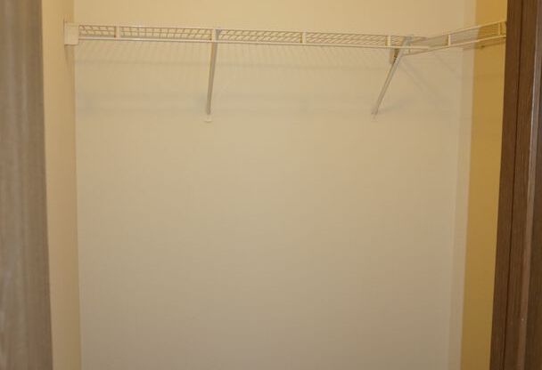 1 bed, 1 bath, 578 sqft, $1,018, Unit 827-04 (Style K)