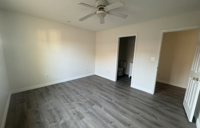 2702 E JUNIPER Avenue