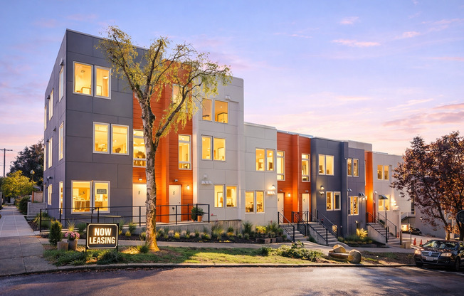 Alcove Spring Park - Modern Cozy Studio Apartments in First Hill