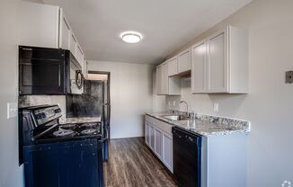 Live at The Oaks of West Saint Paul | Spacious & Comfortable Living