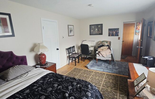 Price St. 129