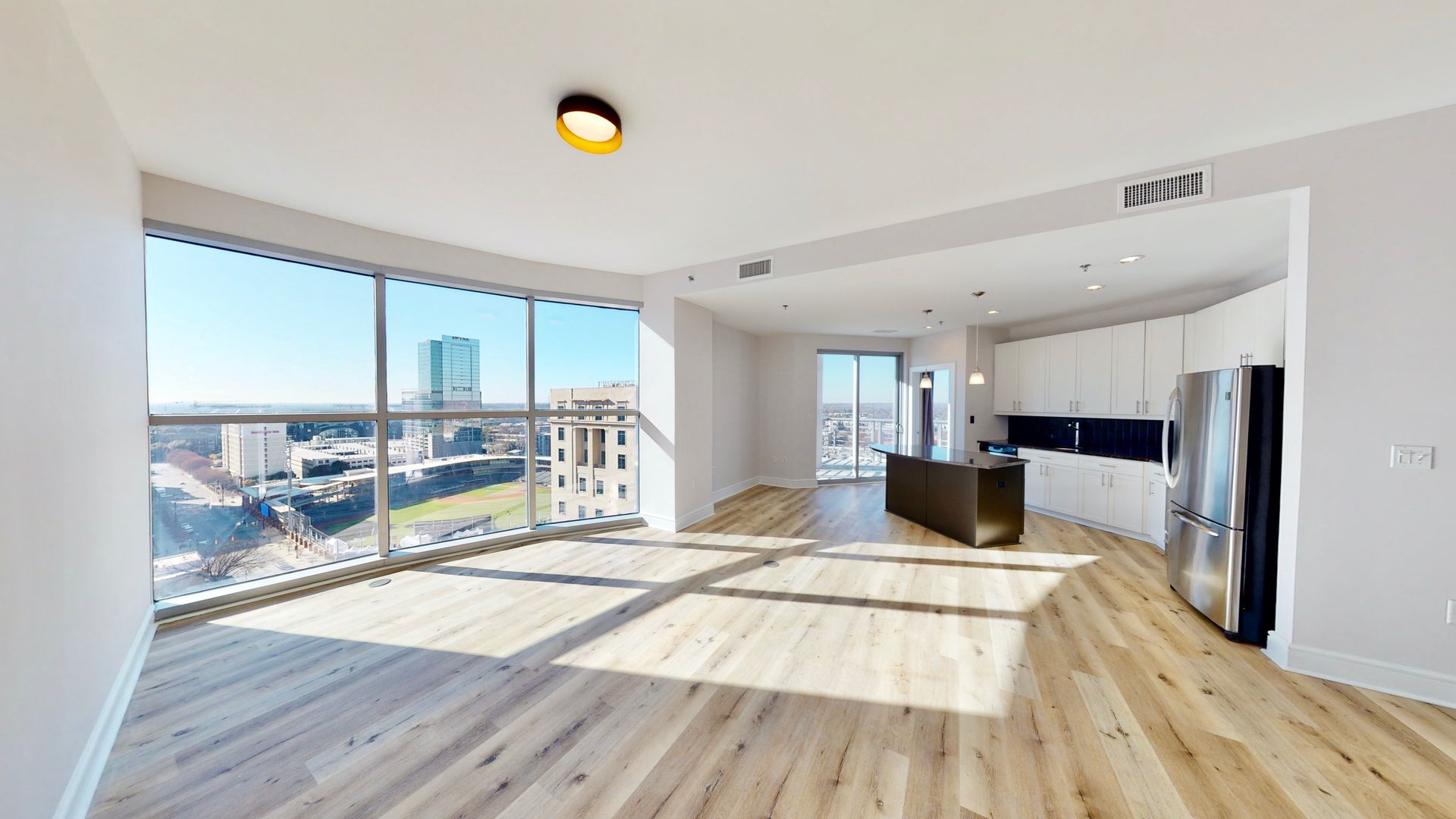 333 W Trade Street #1207