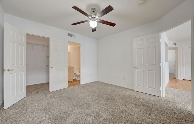 2 beds, 2 baths, $1,299, Unit # 3092