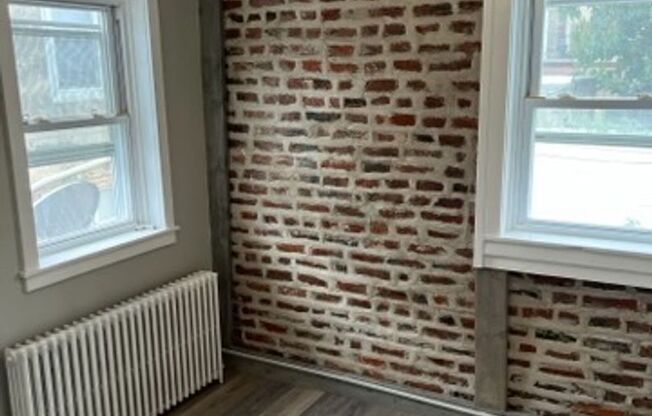 6406 Pearl St,