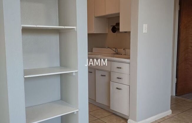 13322 MADISON